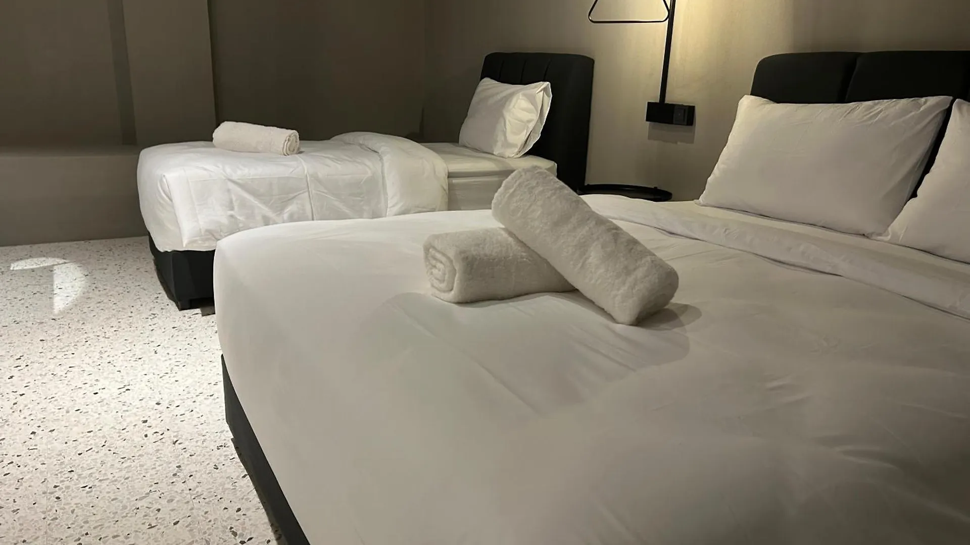 Inn M2 Living Townhouse In Ipoh Hotel
